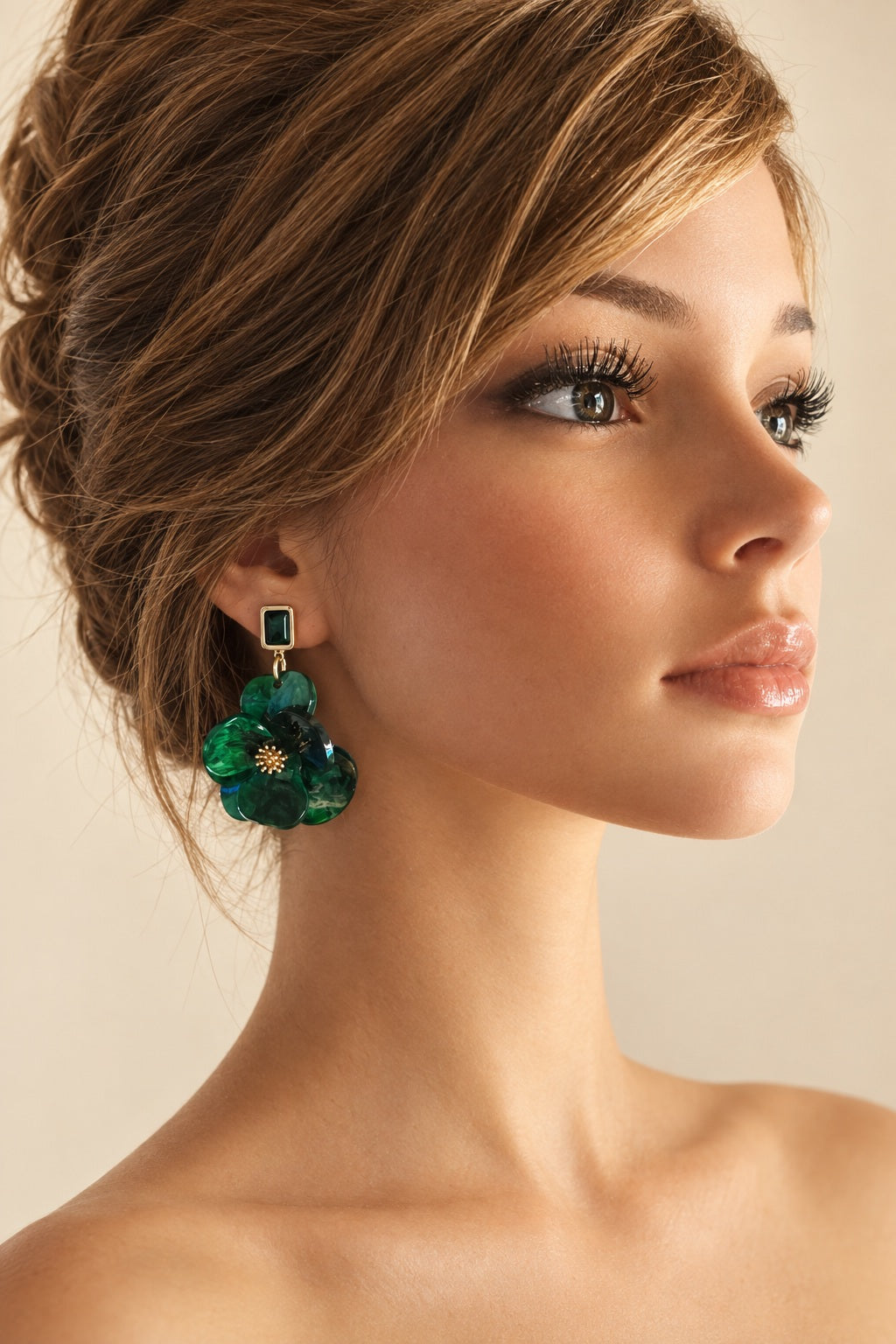 Boucles d'oreilles légères fleurs en relief vert marbré – Acier inoxydable doré