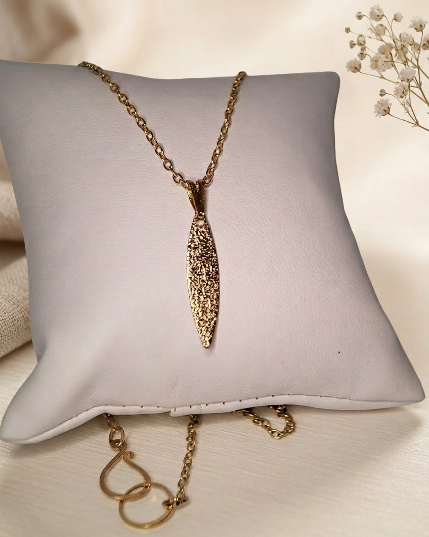 Collier Navette doré – Finition Or 18K Forever Gold
