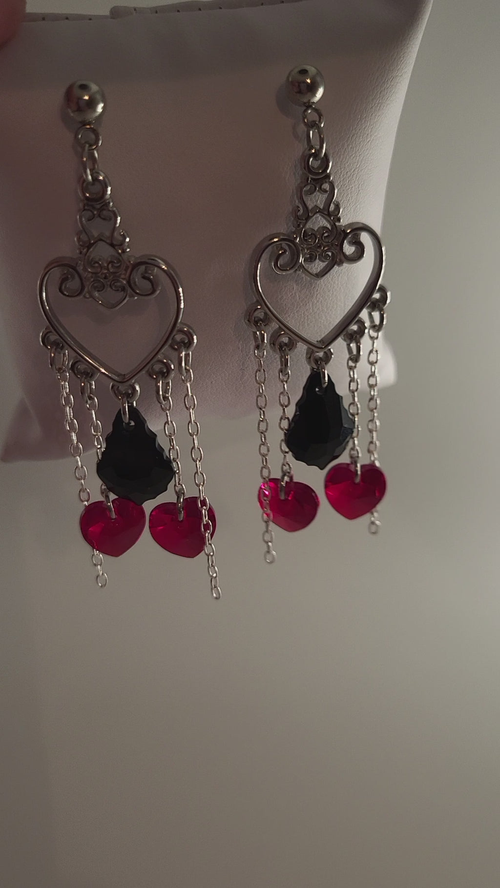 Boucles d’oreilles pendantes Cœurs et Gouttes avec cristaux Swarovski – Acier inoxydable 316L