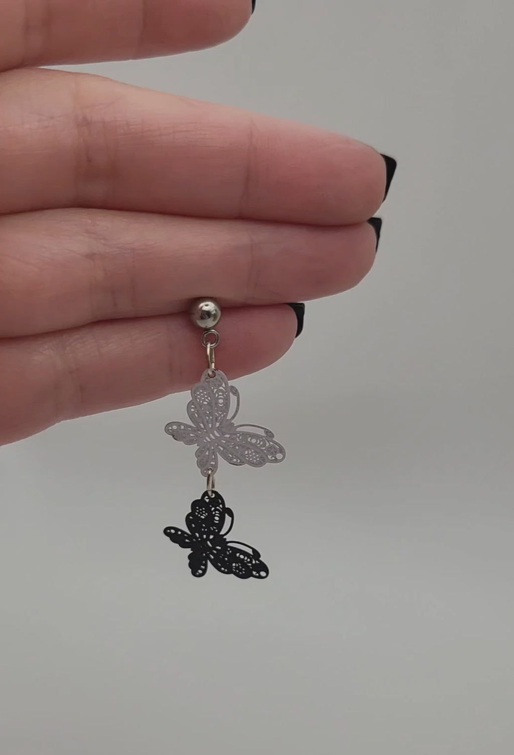 Boucles d’oreilles légères Papillons blanc et noir